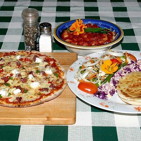 Tower Of Pizza Bed and Breakfast Ethels Drive Eksteriør billede